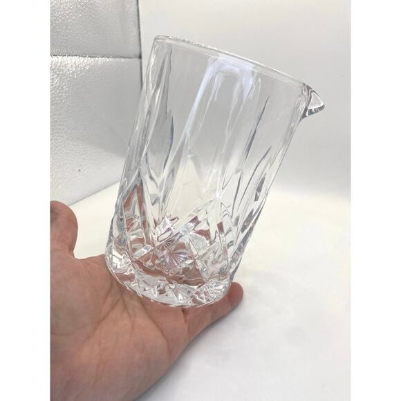 Viski Lead Free Crystal Pedestal Cocktail Mixing Glass - 4.2 x 3.65 x 5.5” NIB - Picture 2 of 13